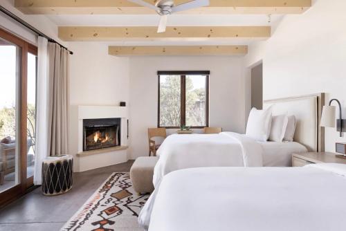 Deluxe Casita Two Double Beds