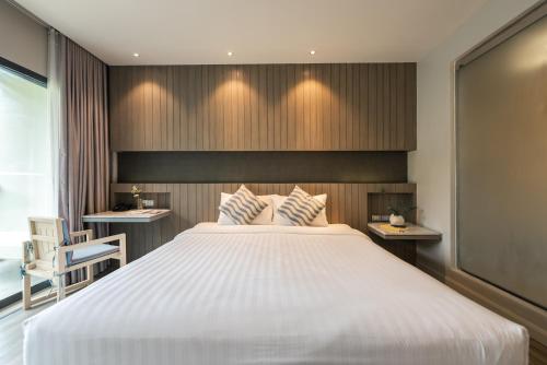 Double or Twin Room with Sea View