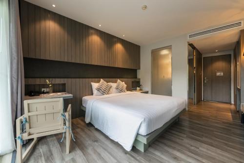 Double or Twin Room with Sea View