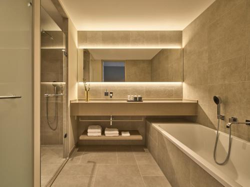 Generous Seaview