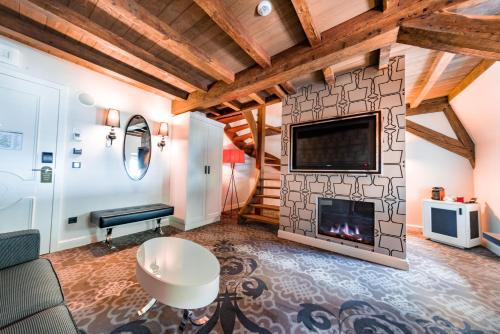 Duplex Suite