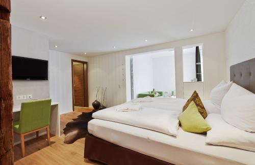  Suite with Air Conditioning