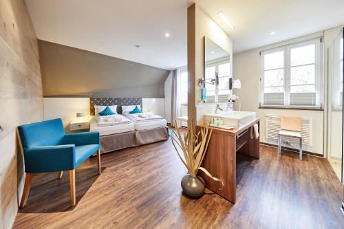  Suite with Air Conditioning