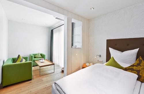 Suite Deluxe with Air Conditioning 
