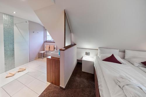 Double Room - Disability Access