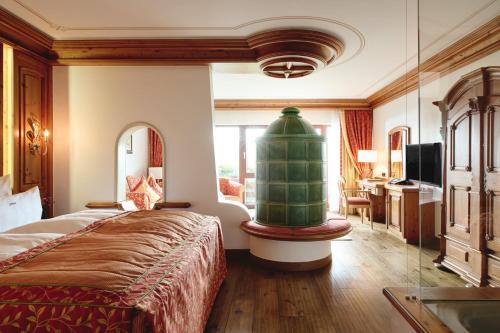 Junior Suite With Mountain View