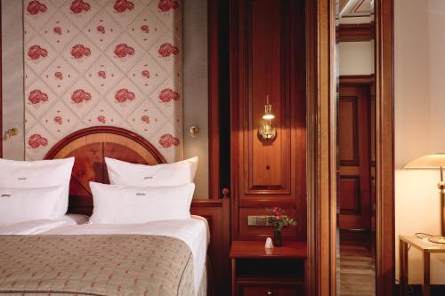 Suite Type 1 - with Valley View