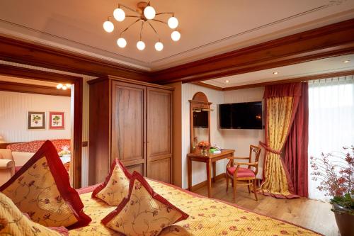 Suite Type 2 - with Vineyard View