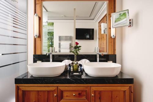 Suite Type 2 - with Valley View