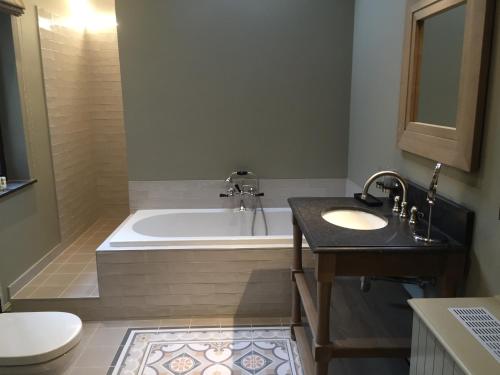 Double Room with Private External Bathroom