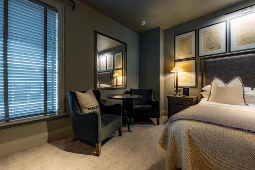 Classic Double Room
