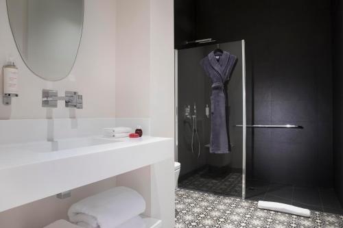 Prestige Suite