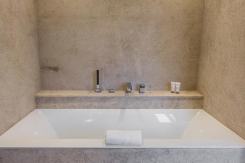 One-Bedroom Suite Rymska