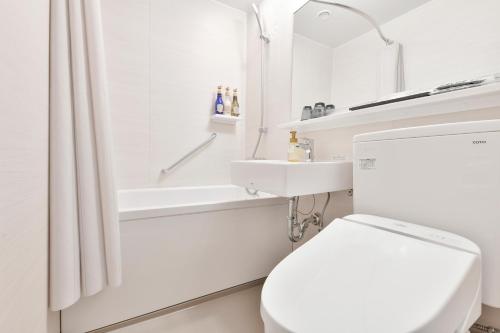Standard Twin Room (Non-Smoking)