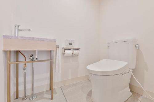 Premium Twin Room with Semi Open-Air Bath - Non-Smoking