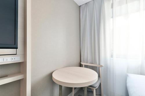 Standard Twin Room - Non-Smoking - No Daily Cleaning
