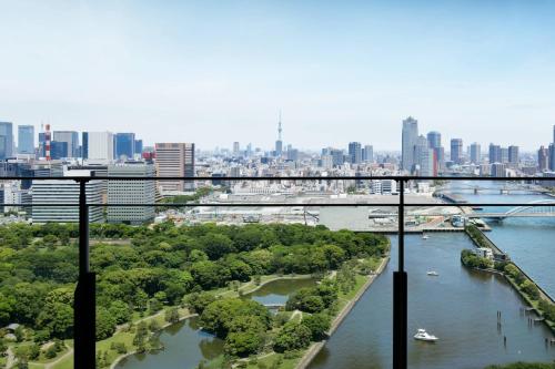 Chapter 2 King Garden View Executive (High Floor) with Balcony