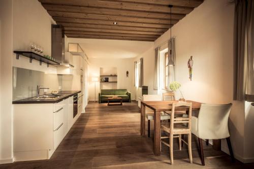 One Bedroom Apartment