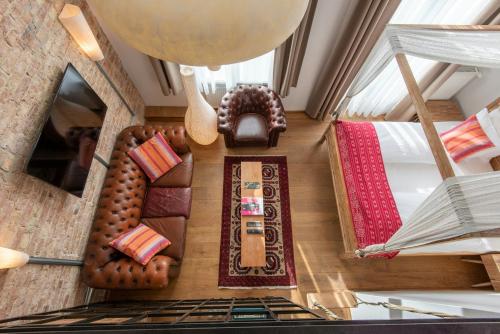 Lulus Suite
