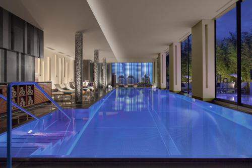 Junior Suite with Spa Access