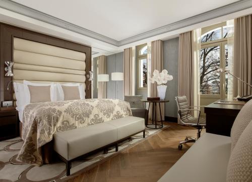Savoy Executive room with terrace