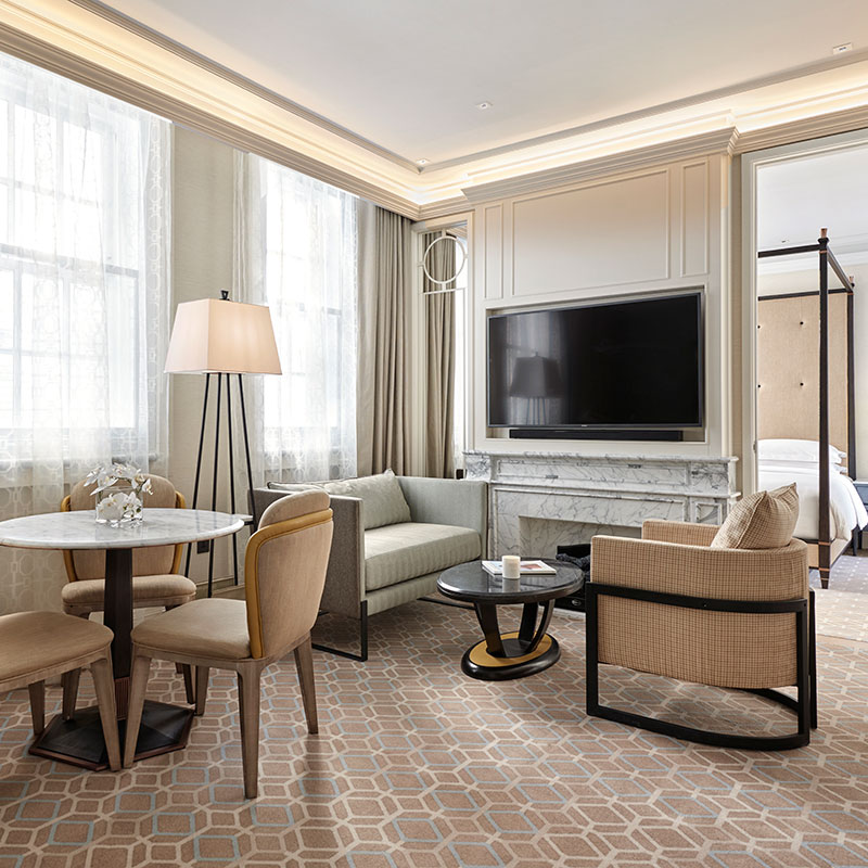 Sherlock Suite 1 King Bed