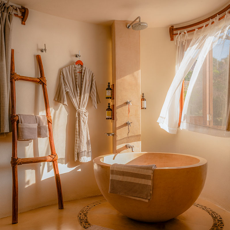 Honeymoon Suite