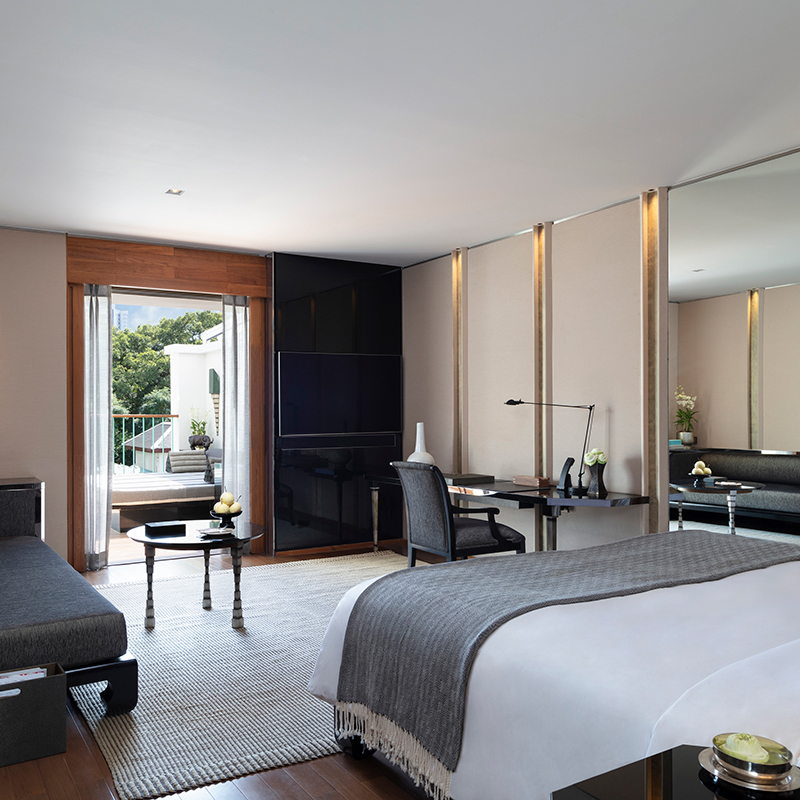 Club Room With Balcony