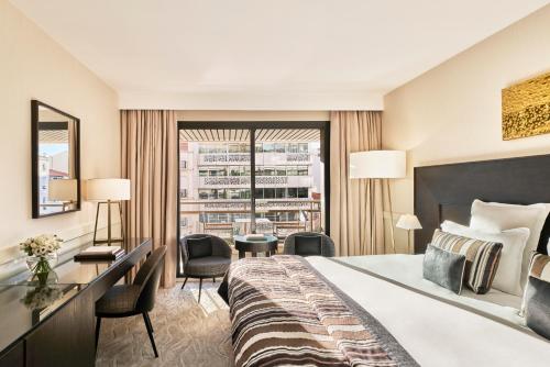 Superior Room City View With Terrace