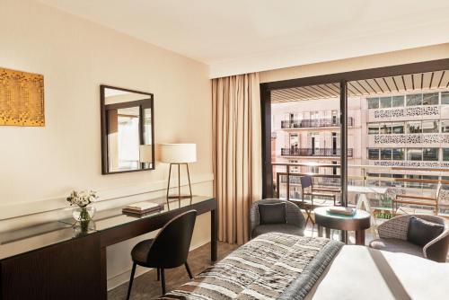 Superior Room City View With Terrace