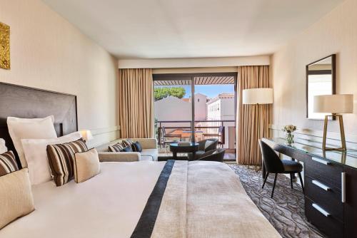 Junior Suite with Terrace