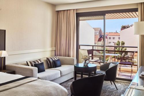 Junior Suite with Terrace