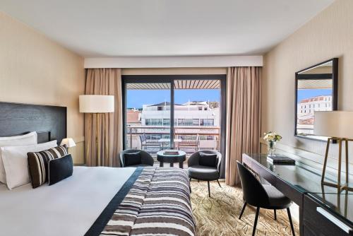 Deluxe Room City View With Terrace