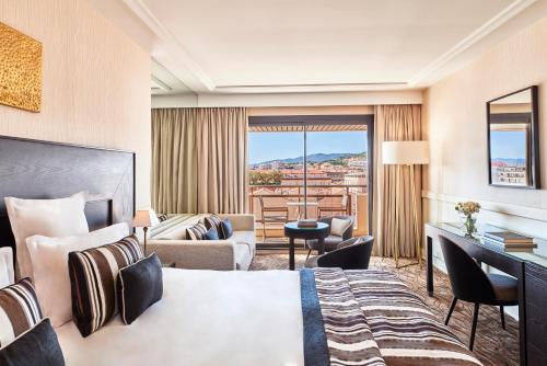  Junior Prestige Suite with Terrace