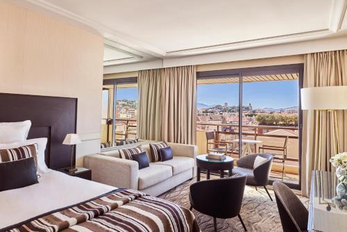  Junior Prestige Suite with Terrace