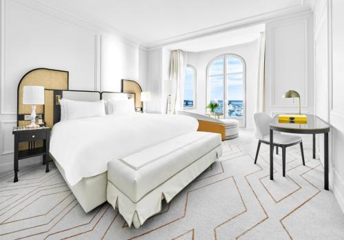 Classic King Room with Sea View