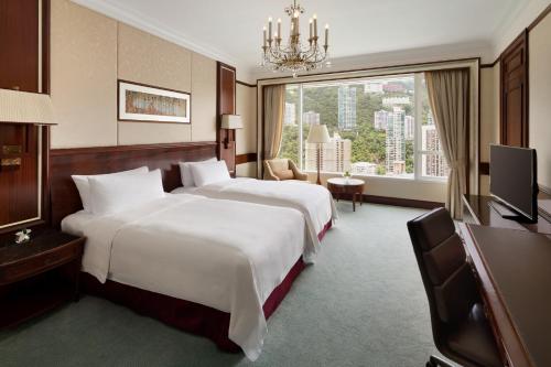 Horizon Twin Room with Peak View