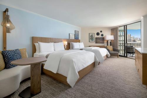 Newly Renovated Tower City, Larger Guest room, 2 Double, City view