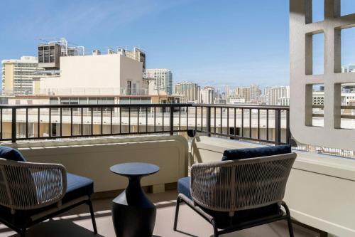 Newly Renovated Tower City, Larger Guest room, 1 King, City view