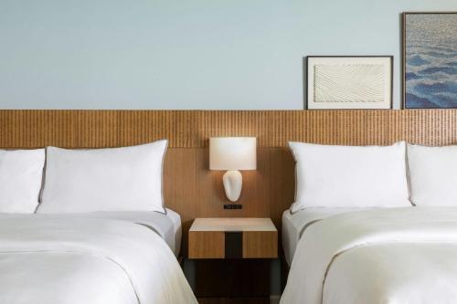 Newly Renovated Tower Premier Ocean View, Larger Guest room, 2 Double