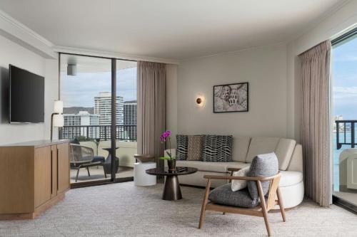 Newly Renovated Tower Premier Ocean Suite, 1 Bedroom Suite, Oceanfront