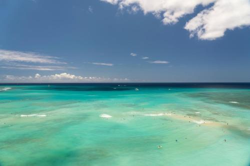 Newly Renovated Tower Premier Ocean Suite, 1 Bedroom Suite, Oceanfront