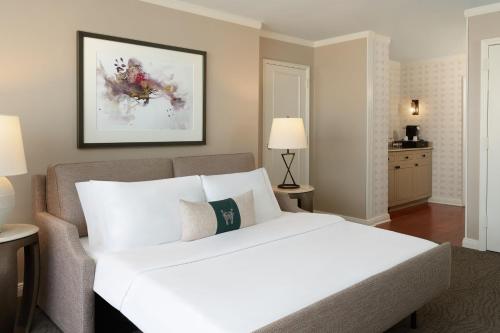 Concierge level, Suite, 1 King
