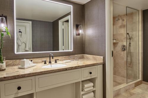 Buckhead & Peachtree Suite, 1 Bedroom Suite, 1 King