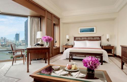 Grand Deluxe King Room