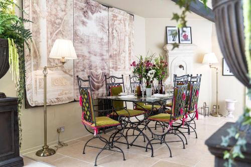 Three Bedroom Townhouse