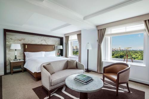 Grand Park View Room, 1 King Bed