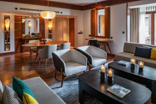 Staycation Package: Canopy Suite [Malaysia Residents]