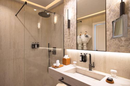 Superior Double or Twin Room with Garden View