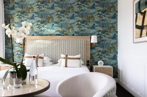 Deluxe Double or Twin Room with Sea View